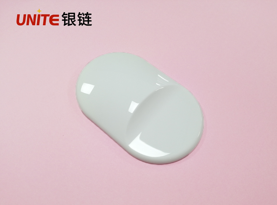 白色免喷涂色母粒